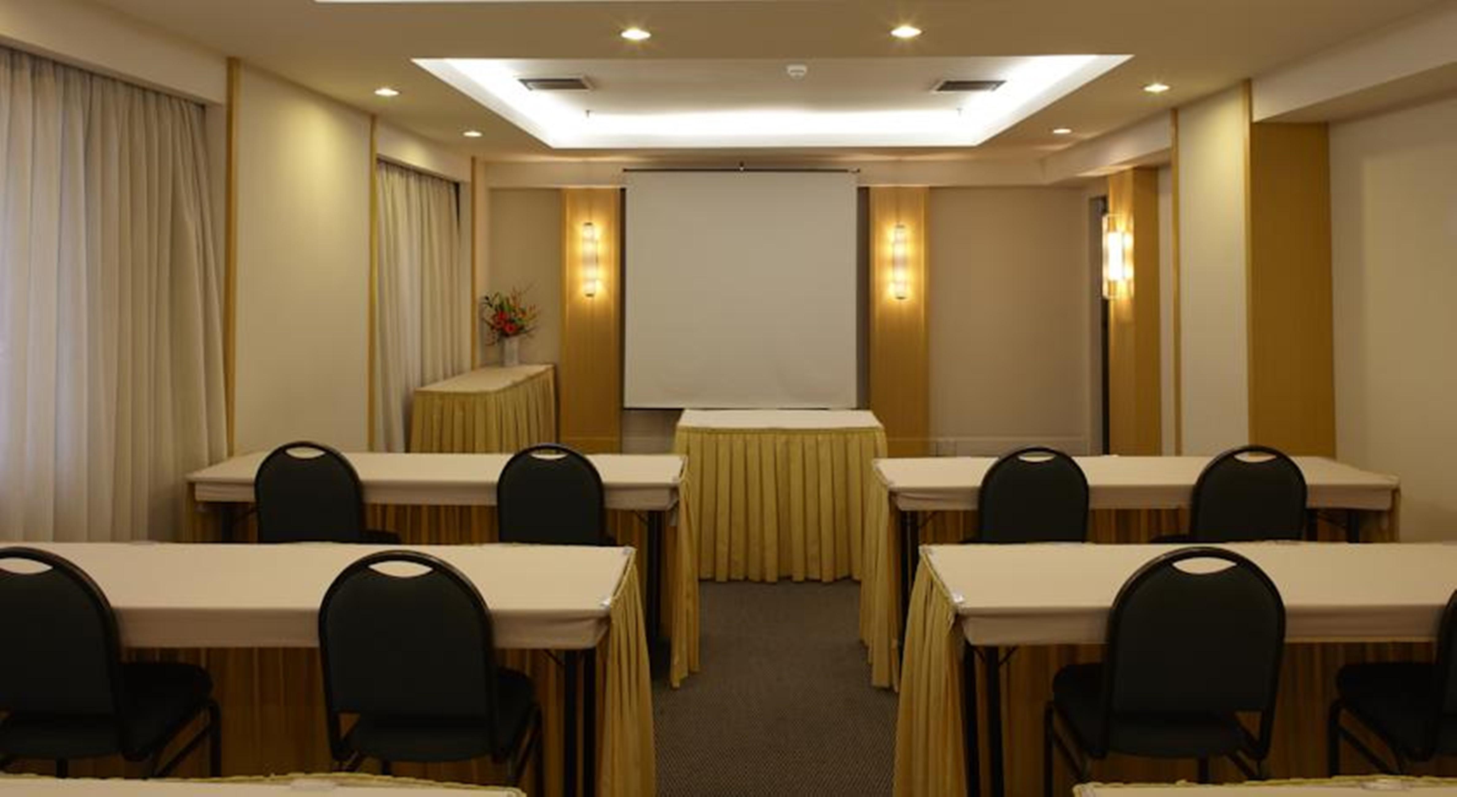 Transamerica Executive Jardins Hotel 4*